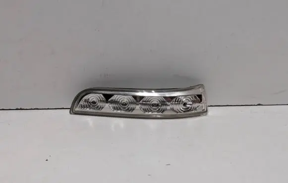 Hyundai i30 Mirror indicator light 876132L600 589207 589211