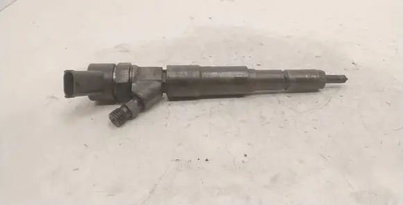 Fuel injector