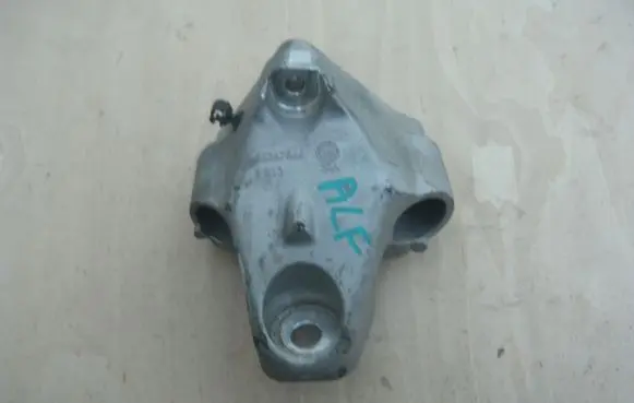 Alfa Romeo Stelvio Engine mount bracket 55267865