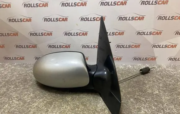 Ford Focus Manual wing mirror E11015475