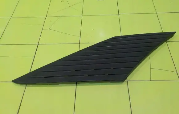Lancia Beta Fender grill 