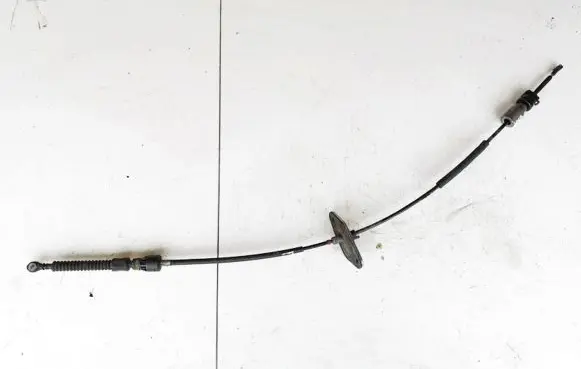 Mitsubishi Outlander Gear shift cable linkage