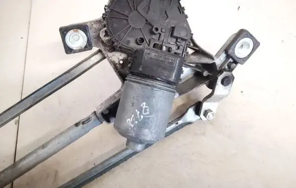 Ford Mondeo MK IV Wiper motor 0390241633 7s71-17508-aa