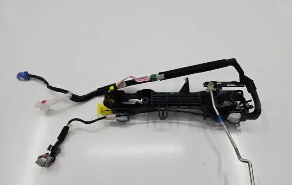 Lexus CT 200H Front door exterior handle 82155-76077