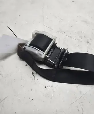Opel Omega B2 Rear seatbelt 90565013N