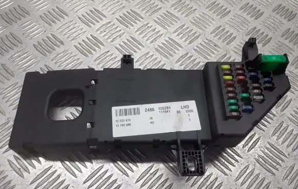 Opel Vectra C Voice control module 13223679