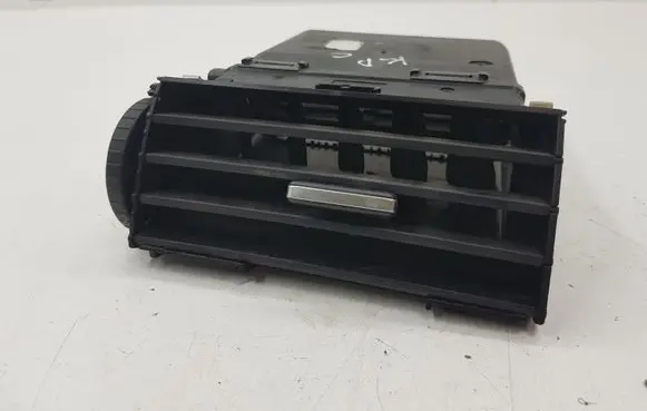 Ford Focus C-MAX Dash center air vent grill 3M51R014L21