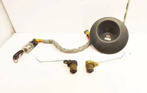 Renault Kangoo I Ignition lock 7700315330A