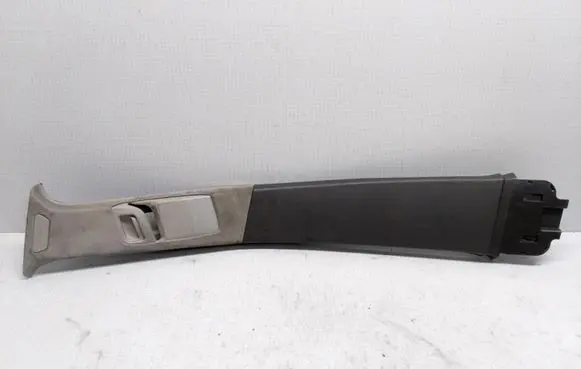Opel Astra H Other sill/pillar trim element 13113920 331985437 13113908