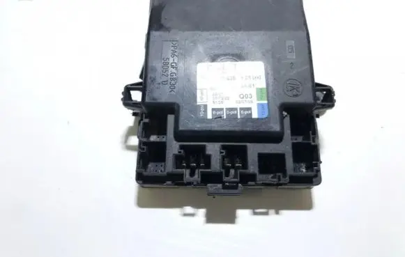 Mercedes-Benz A W169 Door control unit/module a1698203185 10001764-01