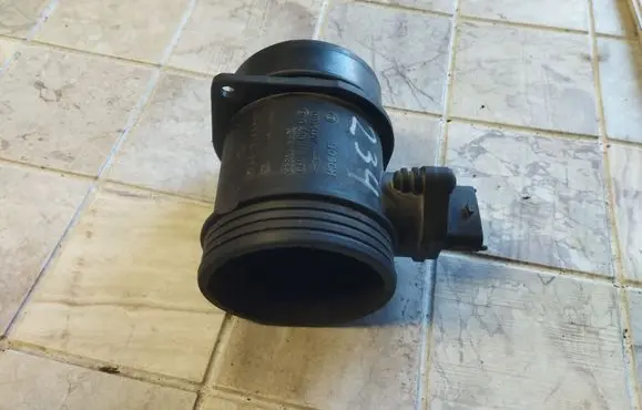 Renault Espace - Grand espace IV Mass air flow meter 0280218079 8972410832 8200124508A