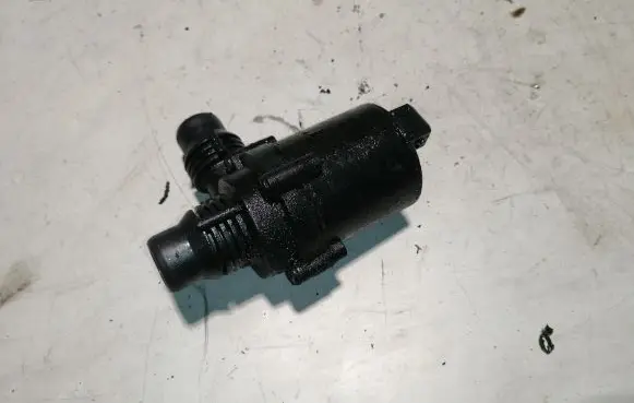 BMW 5 E60 E61 Electric auxiliary coolant/water pump