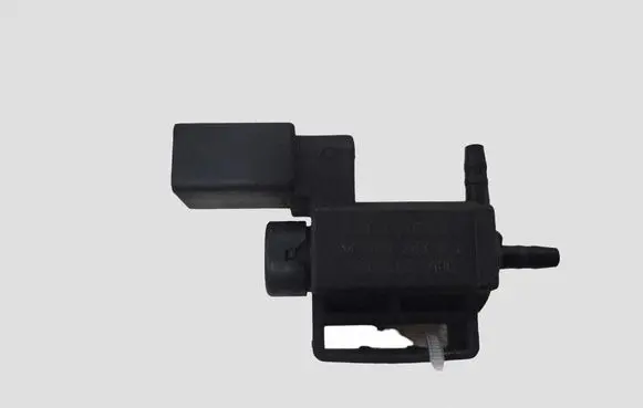 Audi A4 S4 B8 8K Turbo solenoid valve 037906283C 72288000