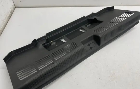 Opel Astra K Trunk/boot sill cover protection 39054683
