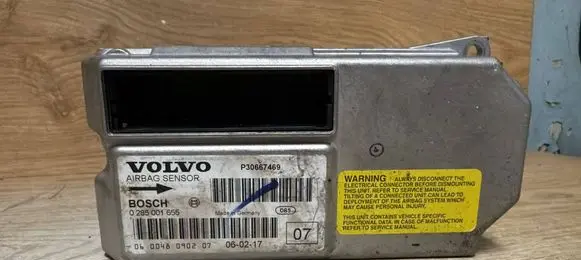 Volvo V70 Airbag control unit/module P30667469 0285001655