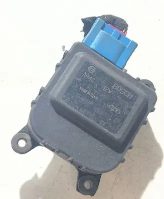 Audi A4 S4 B5 8D Air flap motor/actuator 8D2820511E