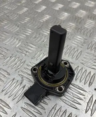 BMW 1 E81 E87 Oil level sensor 7501786