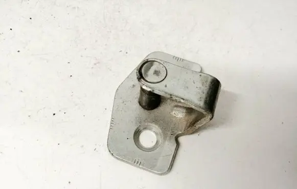 Opel Astra G Front door lock loop/hook striker gm5978