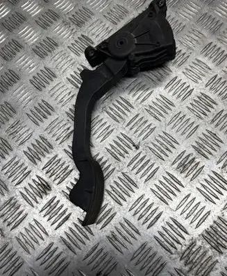 Ford Focus C-MAX Accelerator throttle pedal 3M519F836AF