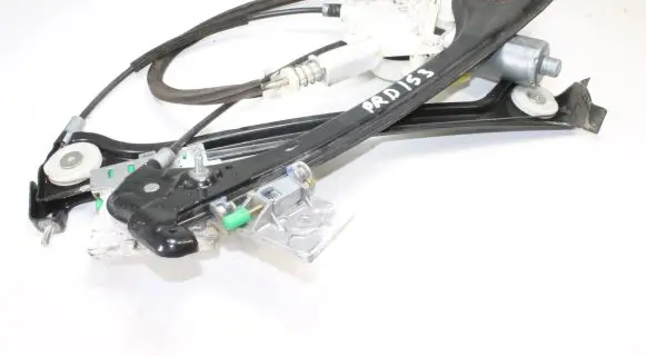 Mercedes-Benz SLK R171 Front door window regulator with motor A1717200446