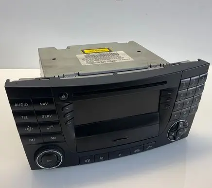 Mercedes-Benz E W211 Radio/CD/DVD/GPS head unit A2118201079 602516021060171 21060171