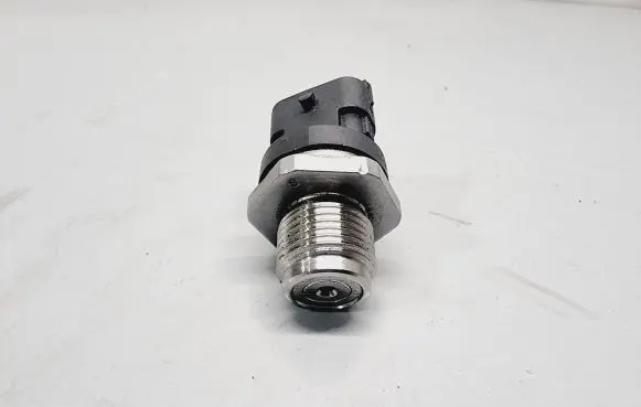 Fuel pressure sensor