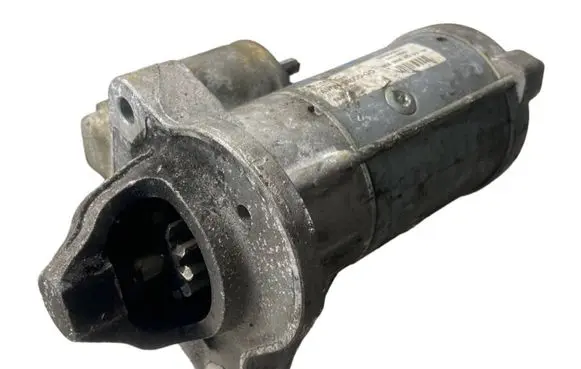 Ford Focus Starter motor AV6N11000GD ESW20E11