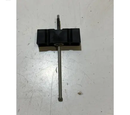 Ford Mustang VI Battery bracket F75B10747AA