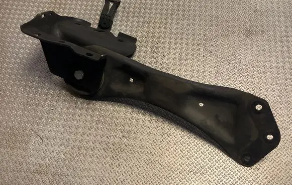 Mercedes-Benz A W177 Rear control arm A2473520800 02203B