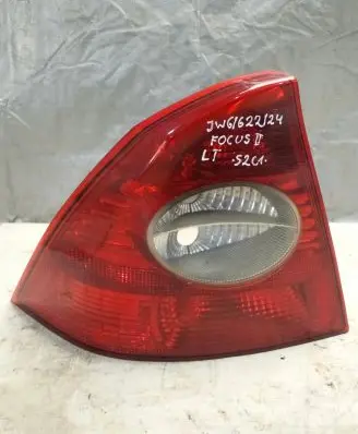 Ford Focus Rear/tail lights 5M5113405B