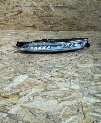 Citroen C4 II Picasso LED Daytime headlight 9676036580
