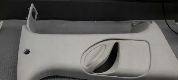 Ford Fiesta (B) pillar trim (top) B24582