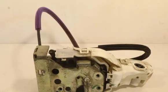 Fiat Tipo Front door lock 519836030