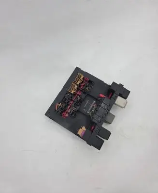 Seat Leon (1P) Comfort/convenience module 3C0937049E 28022870
