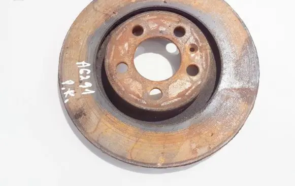 Volkswagen Golf IV Front brake disc ventiliuojamas