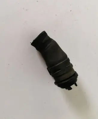 Audi A6 C7 Engine coolant pipe/hose 03L121157