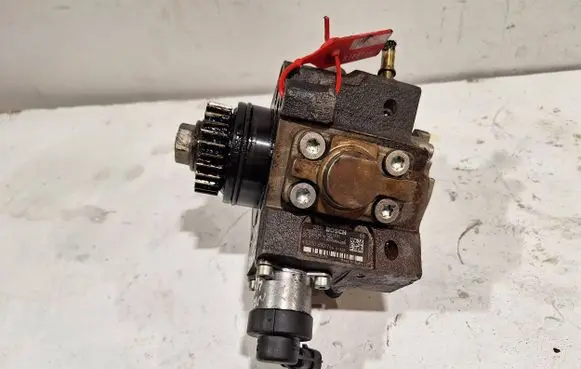 Renault Koleos I Fuel injection high pressure pump 0445010170