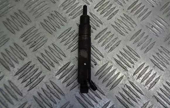 Seat Toledo II (1M) Fuel injectors set 028130201T