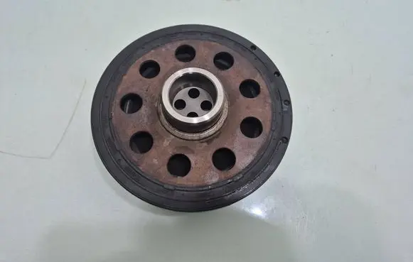 BMW X1 E84 Crankshaft pulley 