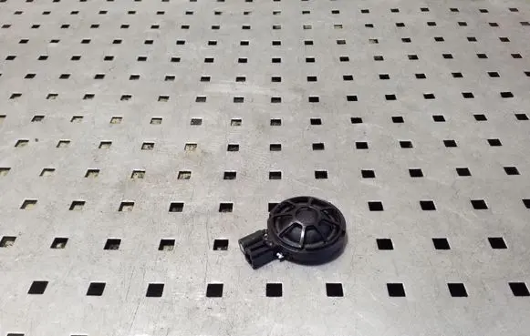 Tesla Model S Front door high frequency speaker 100483300A