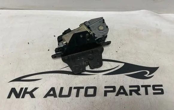 BMW X5 E53 Tailgate/trunk/boot lock/catch/latch 7111008
