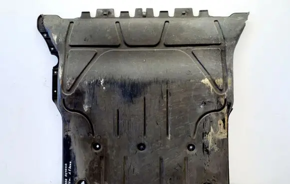 Skoda Octavia Mk4 Engine splash shield/under tray 5WA825236C
