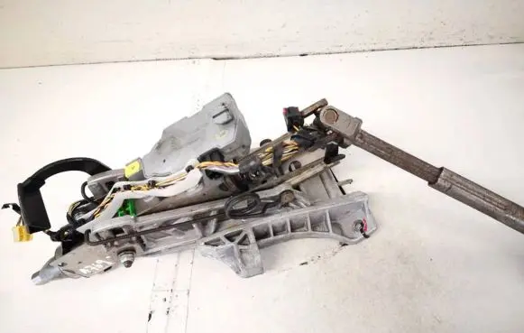 Volvo S40 Steering wheel axle 30680132