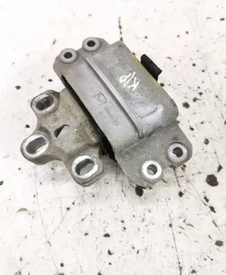 Skoda Octavia Mk2 (1Z) Engine mount bracket 5K0199555