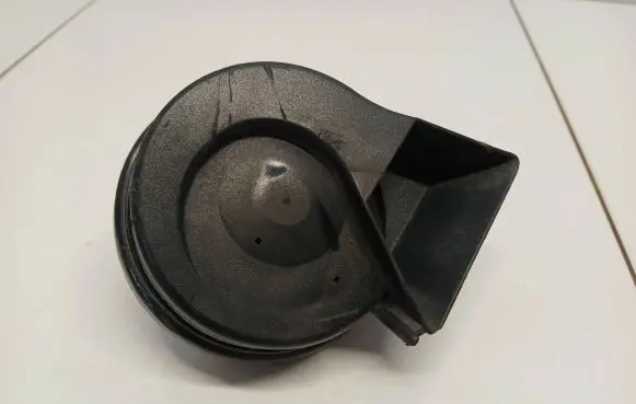 Audi A4 S4 B7 8E 8H Horn signal 8E0951221A