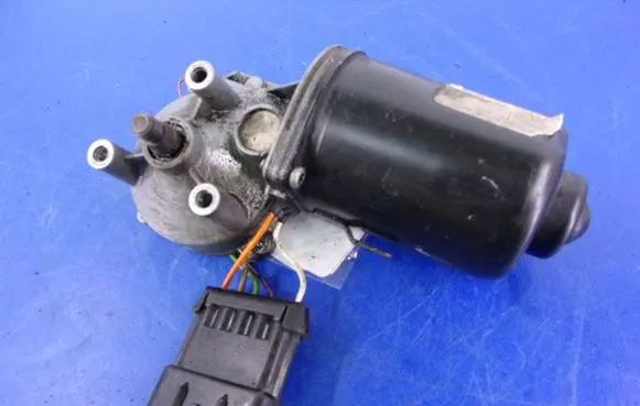 Opel Tigra A Front wiper linkage and motor 22116327