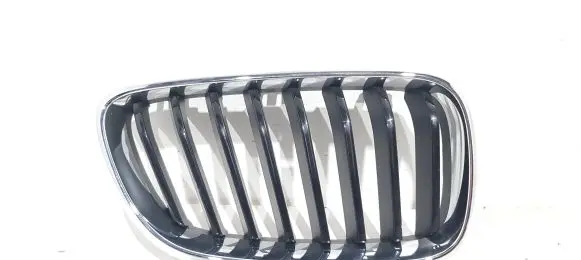 BMW 2 F22 F23 Front grill 7295524 7295522