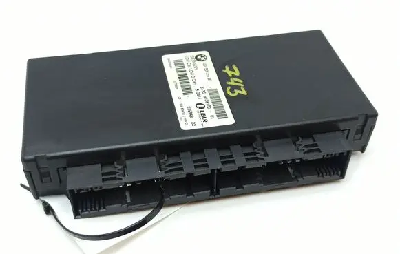 BMW 5 E60 E61 Gateway control module 9186170 61359186170
