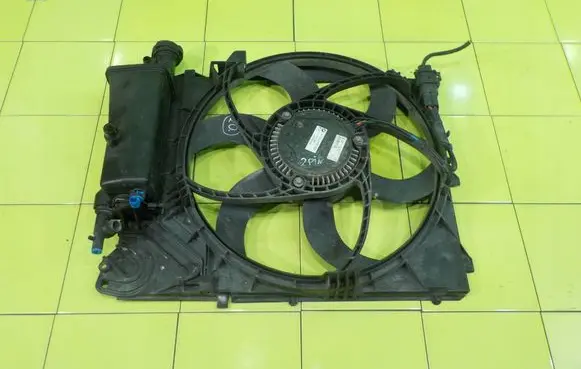BMW Z4 E85 E86 Fan set 6925702