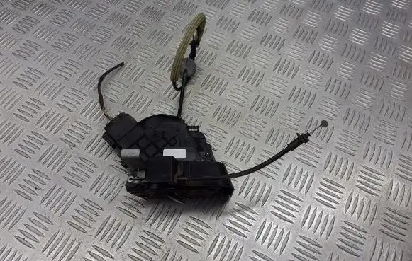 Ford Focus Rear door lock